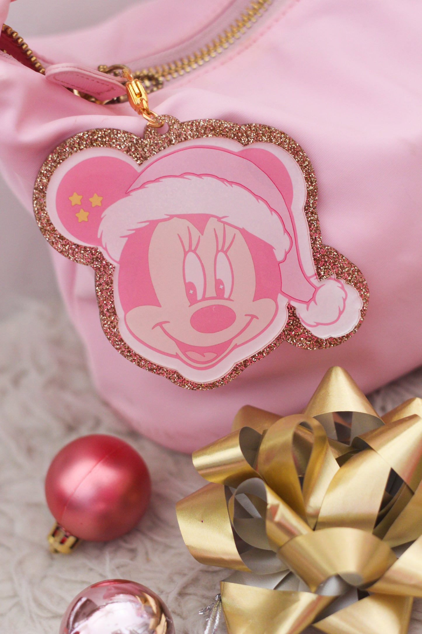 Mrs Pinkmas Mouse
