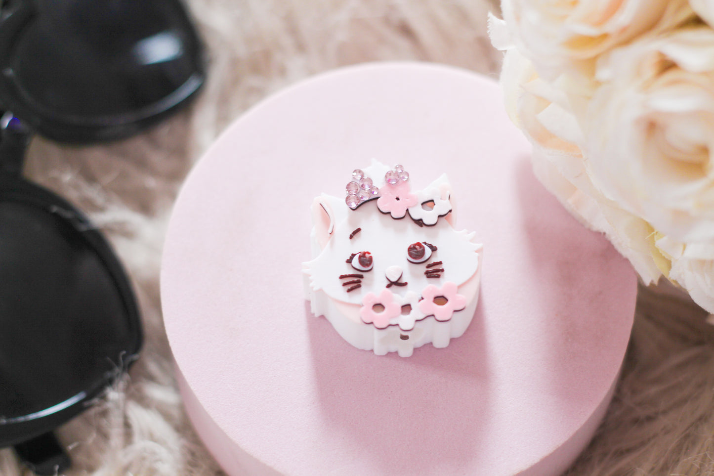 Flower kitty