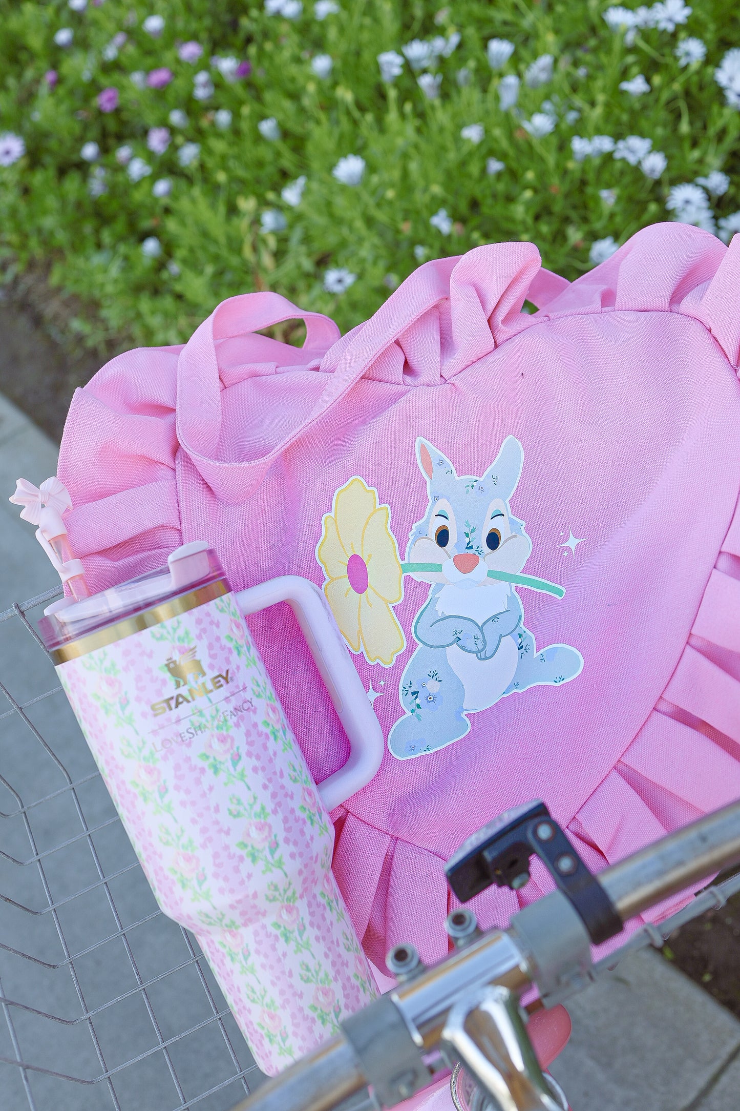 Jumbo Spring friends tote