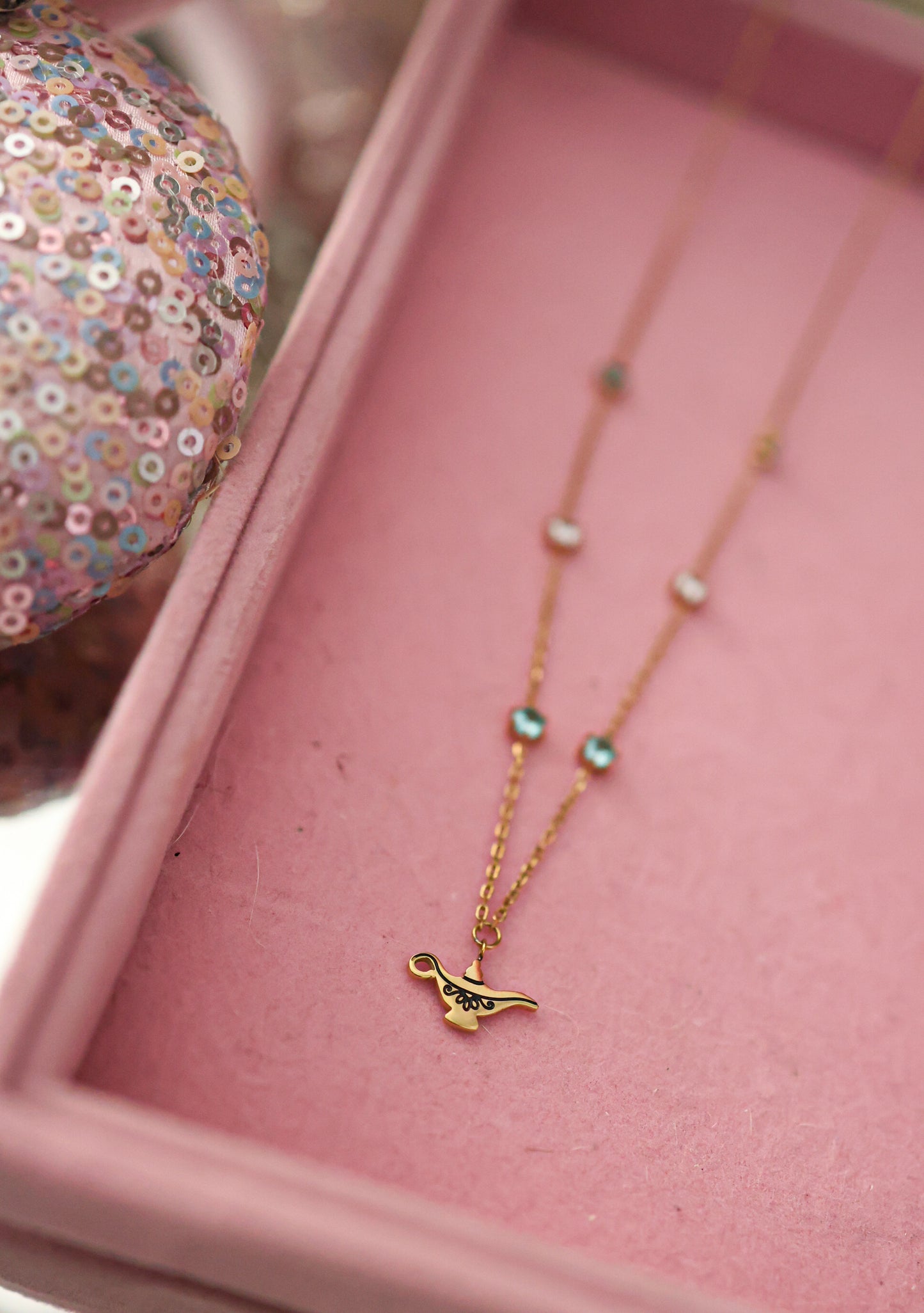 A whole new world necklace