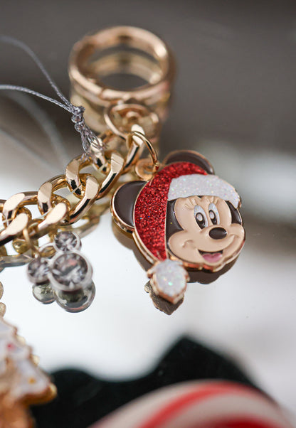 Fabulous holiday friends bag chain